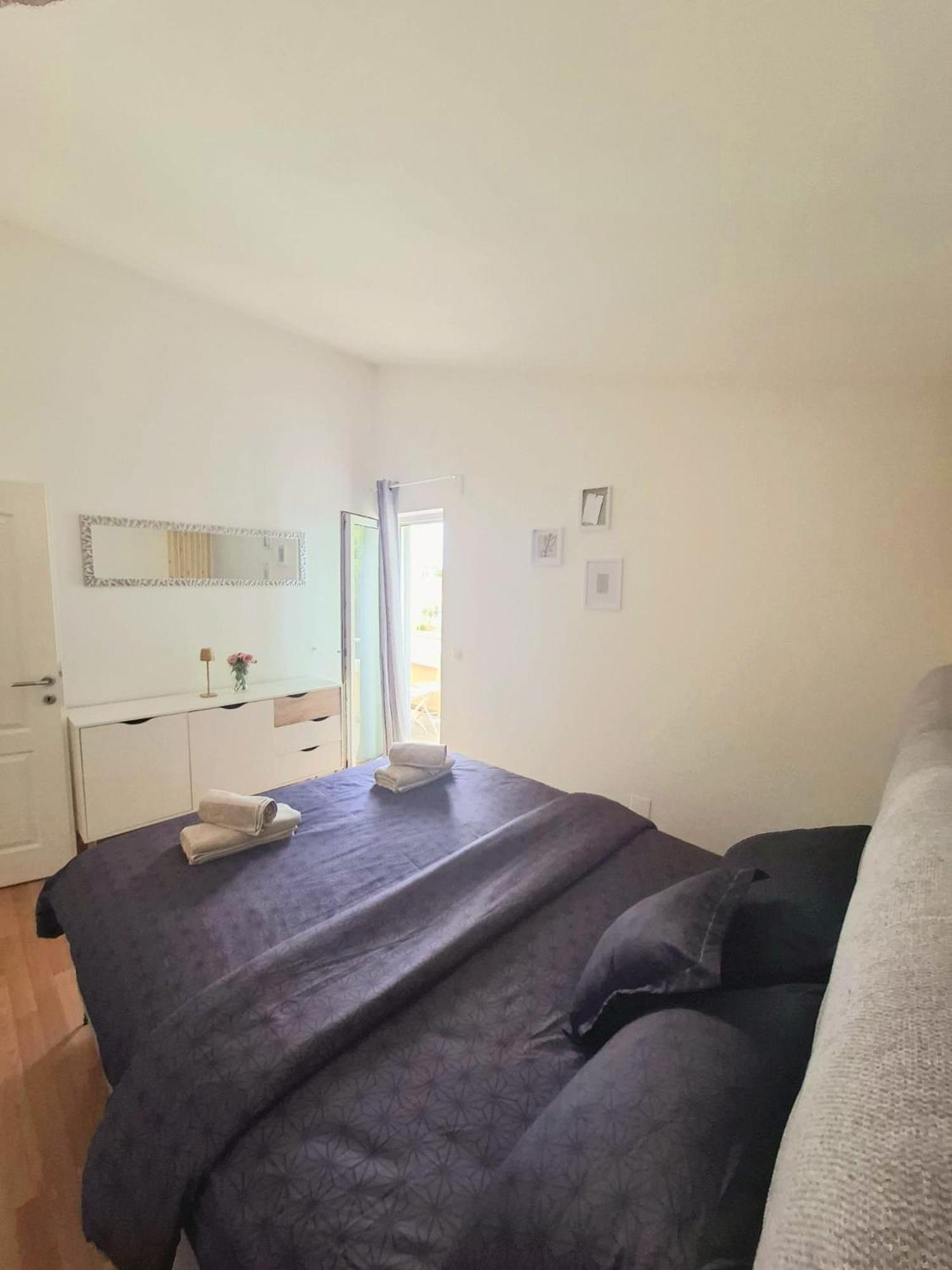 Apartman Simun Apartment Primosten Exterior photo